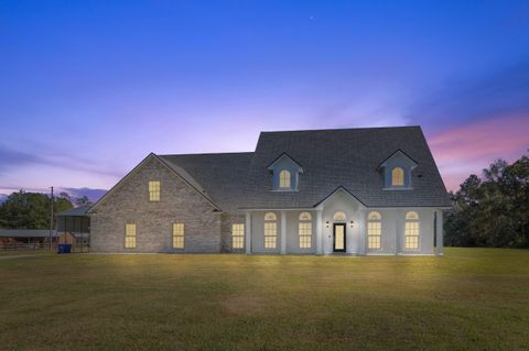 A home in Lumberton