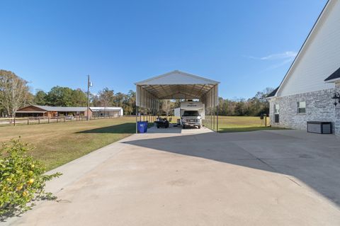 A home in Lumberton