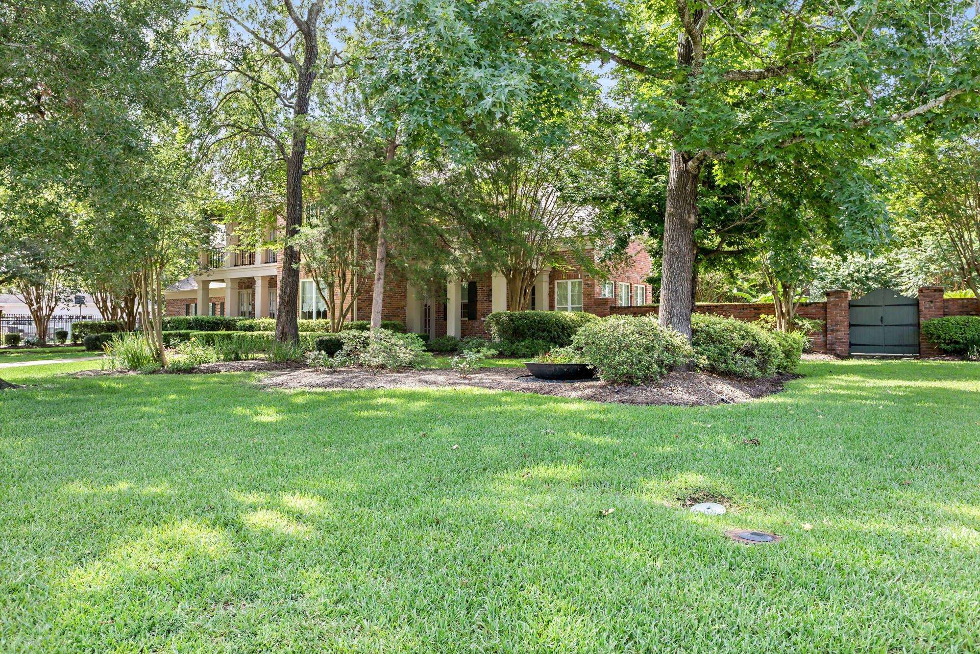 5035 Oakmont Dr, Beaumont, TX, 77706, USA, 5 Bedrooms Bedrooms, ,5 BathroomsBathrooms,Residential,Active,5035 Oakmont Dr,268443