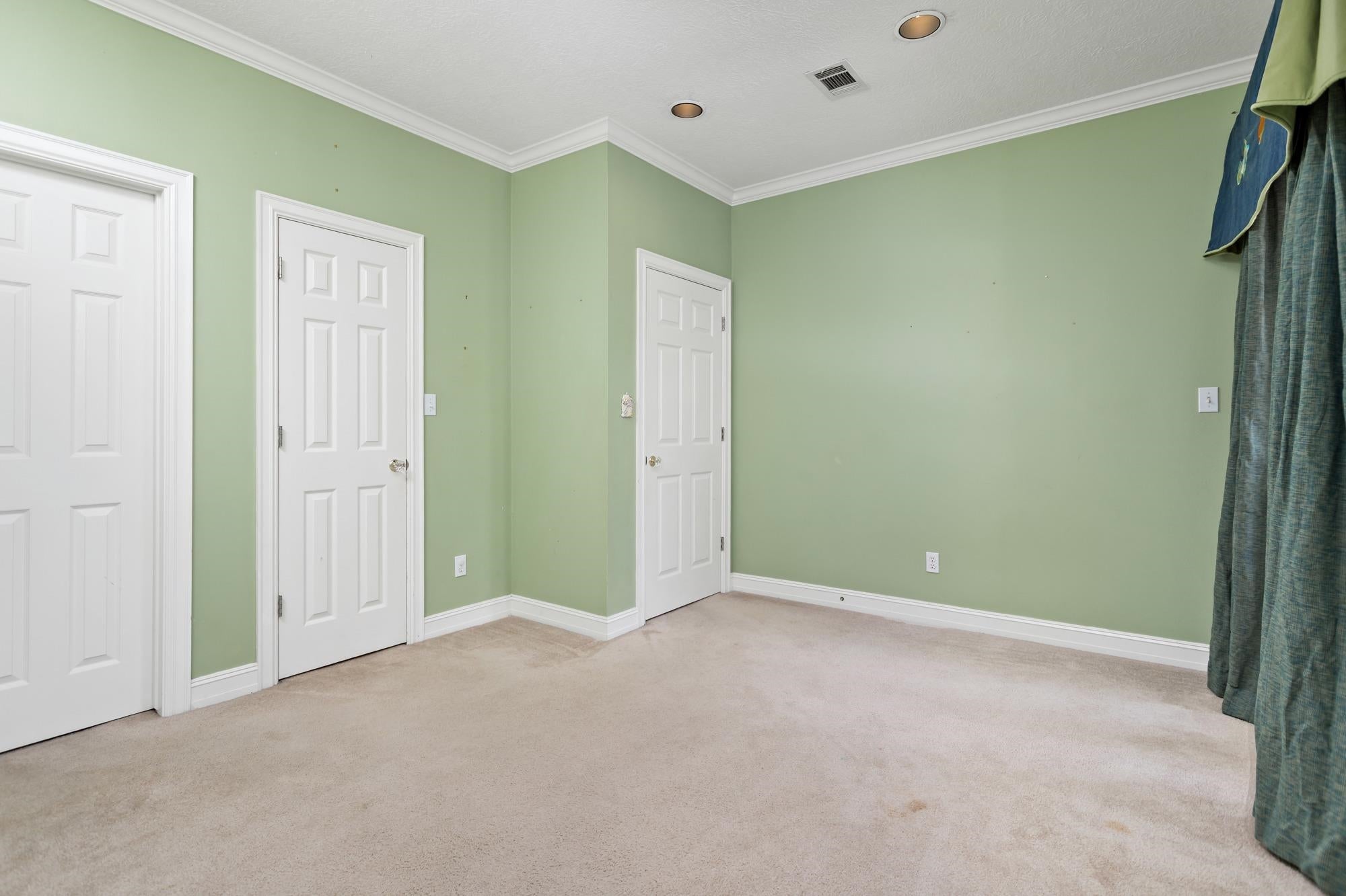 5035 Oakmont Dr, Beaumont, TX, 77706, USA, 5 Bedrooms Bedrooms, ,5 BathroomsBathrooms,Residential,Active,5035 Oakmont Dr,268443