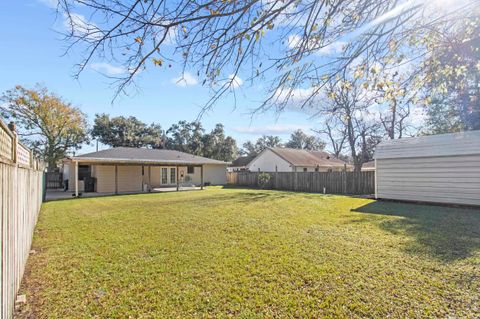 A home in Groves