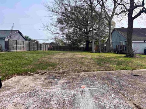 Photo of 3770 HEATHERWOOD, Beaumont, TX 77706 (MLS # 265126)