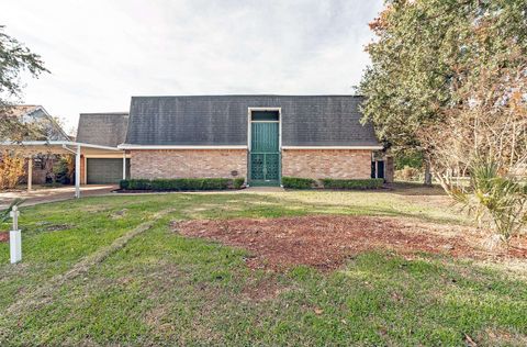 5031 Griffing Ct, Groves, TX 77651 - #: 243442