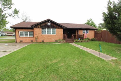 Photo of 1718 Sun, Port Neches, TX 77651 (MLS # 266466)