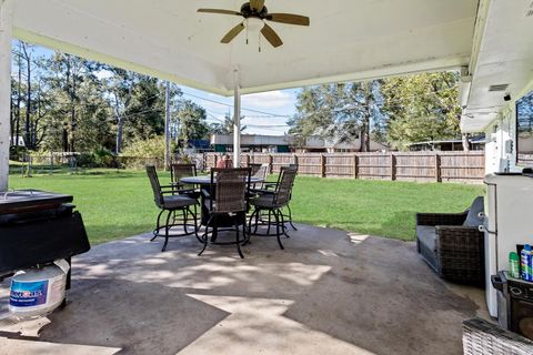 A home in Rose Hill Acres