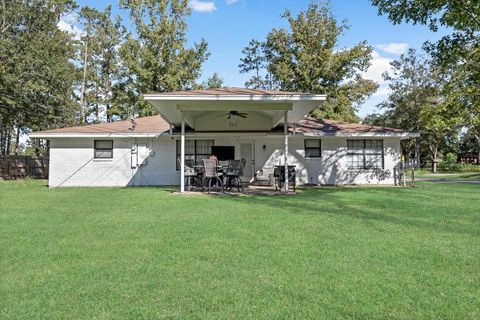 A home in Rose Hill Acres