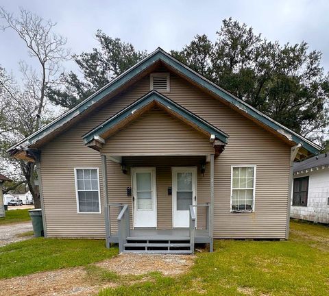 Photo of 4115 Congress Ave, Beaumont, TX 77705 (MLS # 265955)