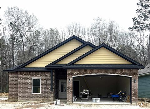 Photo of 10670 Vinson St, Beaumont, TX 77713 (MLS # 266144)