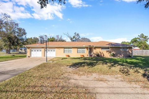 Photo of 255 Gilmore Street, Bridge City, TX 77611 (MLS # 264354)