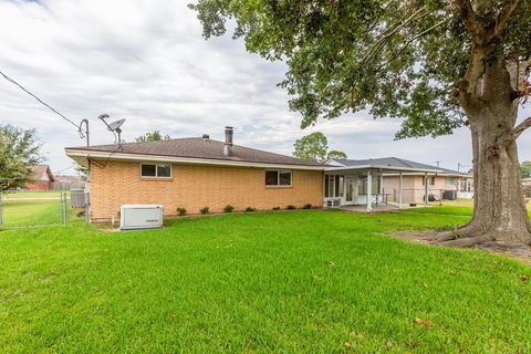 A home in Port Neches