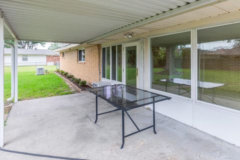 A home in Port Neches