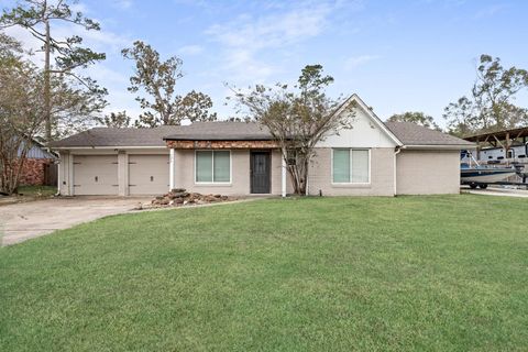 Property photo of 126 Wood Manor, Sour Lake, TX 77659