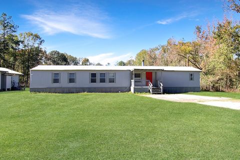 A home in Buna