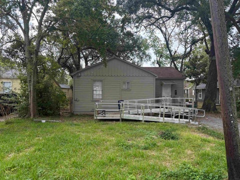 Photo of 540 Dewey Street, Beaumont, TX 77705 (MLS # 271610)