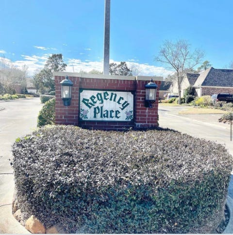 Photo of 6 Regency Place, Orange, TX 77630 (MLS # 270397)