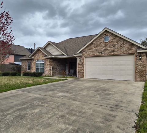 Photo of 103 Holly Grove, Bridge City, TX 77611 (MLS # 265399)