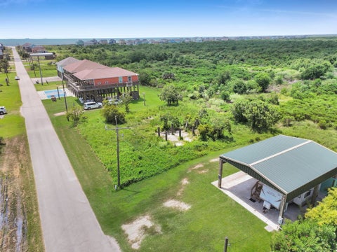 Photo of 937 Magnolia, Crystal Beach, TX 77650 (MLS # 269878)