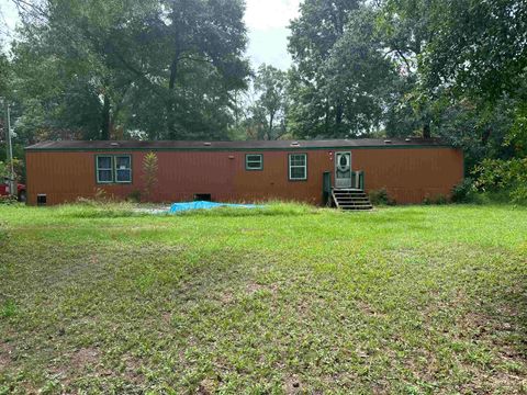 A home in Vidor