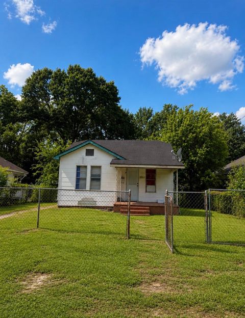 Property photo of 4060 Park Street, Beaumont, TX 77705