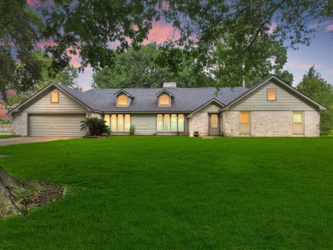 Photo of 829 S Van Ostrand, Winnie, TX 77665 (MLS # 271512)