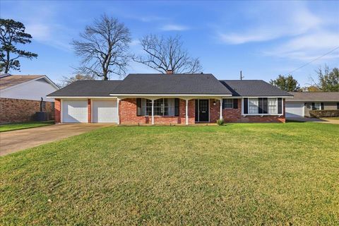 Photo of 5530 Bellaire ln., Beaumont, TX 77706 (MLS # 265360)