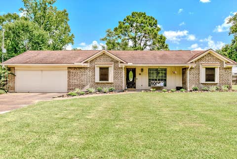 Photo of 10 Briarhill Ln., Lumberton, TX 77657 (MLS # 270282)