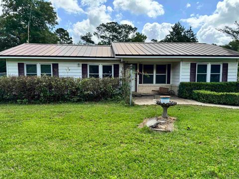Photo of 3740 Lakeview Cutoff, Vidor, TX 77662 (MLS # 266951)