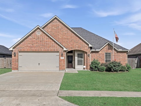 Photo of 6215 E WINDEMERE, Beaumont, TX 77713 (MLS # 268397)