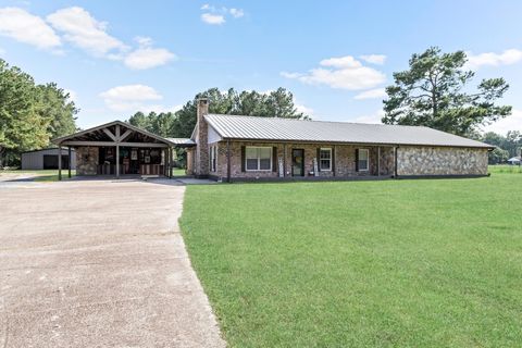 A home in Buna