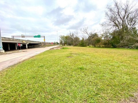 Photo of 1447 Grand St., Beaumont, TX 77701 (MLS # 261159)