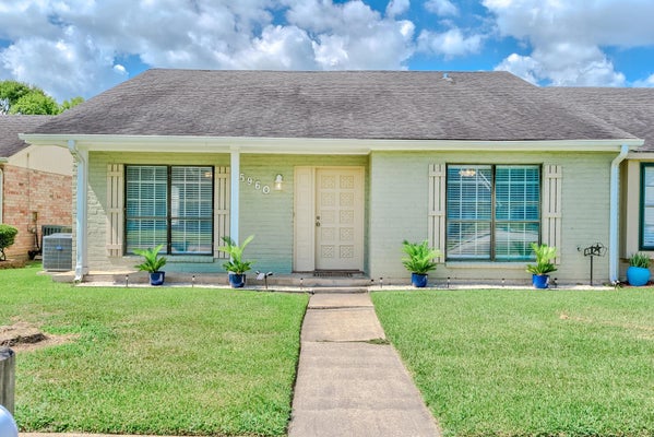 5960 MEADOW WAY, BEAUMONT, TX 77707 - Image d67f20002b37c218499b84bab816961e/1075428720