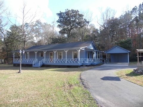 A home in Lumberton