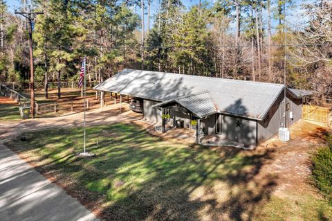 A home in Woodville