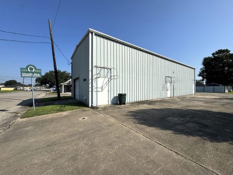 Photo of 4020 Lincoln Ave, Groves, TX 77619 (MLS # 269817)