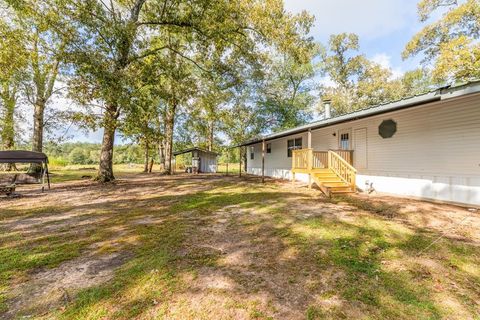 A home in Buna