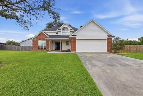 Photo of 425 Blueberry, Bridge City, TX 77611 (MLS # 268074)