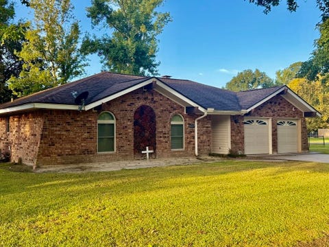 Photo of 1417 Shelly Drive, Orange, TX 77632 (MLS # 270405)