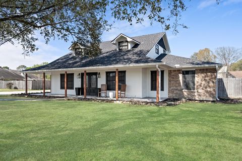 Photo of 1324 Camellia, Bridge City, TX 77611 (MLS # 265827)