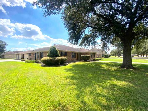 A home in Port Neches