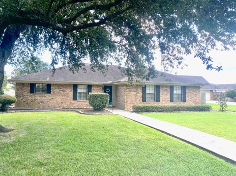 A home in Port Neches