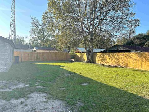 A home in Silsbee