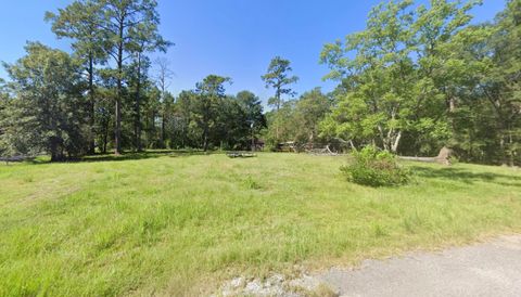 Photo of 11225 Pine Cove St, Beaumont, TX 77713 (MLS # 265556)