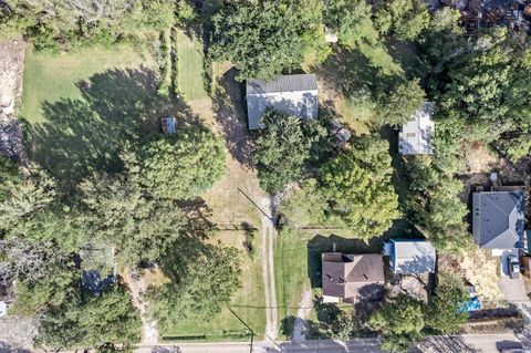 A home in Vidor