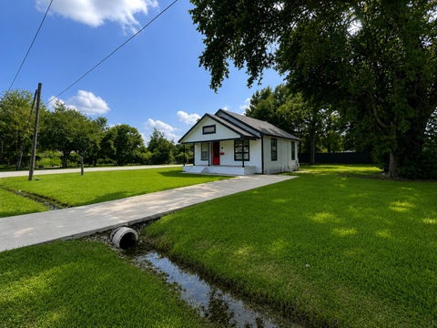 Photo of 4298 Brandon, Beaumont, TX 77705 (MLS # 269559)