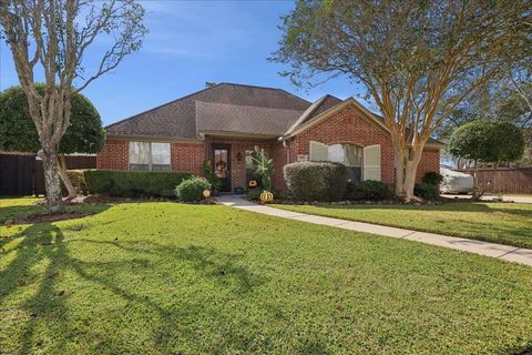 Photo of 7955 Laurelwood Dr., Beaumont, TX 77707 (MLS # 266728)