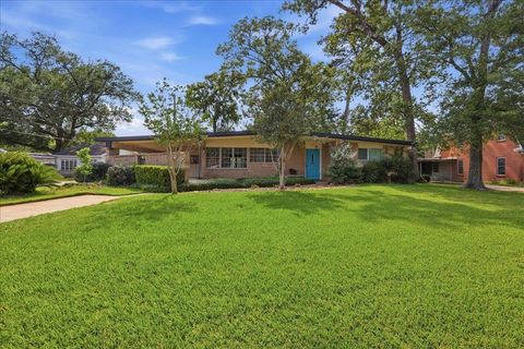 Property photo of 1925 Driskill St, Beaumont, TX 77706