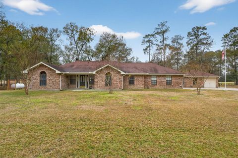 Photo of 106 Water Oak, Village Mills, TX 77663 (MLS # 264492)