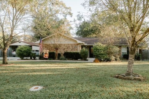 A home in Buna