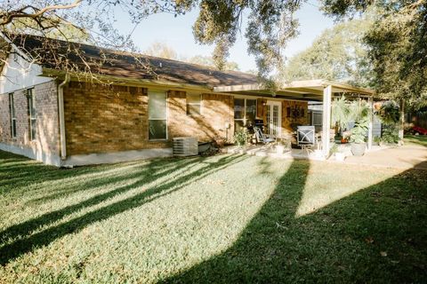 A home in Buna