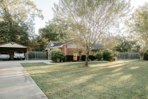 A home in Buna